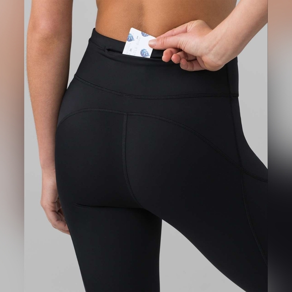 Lululemon Final Lap Crop 23" Size 8 - Picture 3 of 7